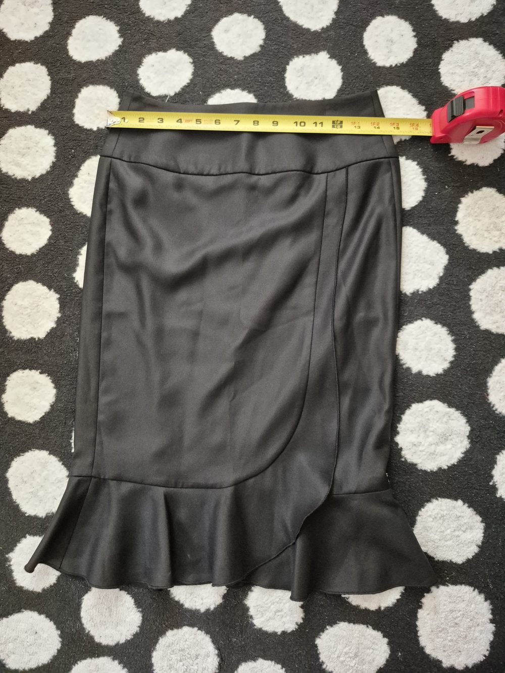 Uniqlo X Carine Roitfeld Black Ruffle-Hem Women's Skirt 2